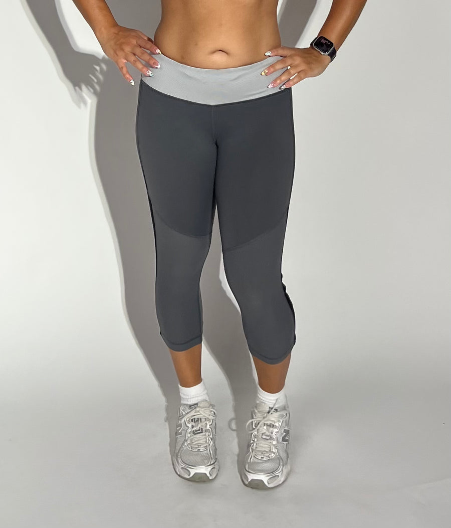 Low rise Lululemon Capris